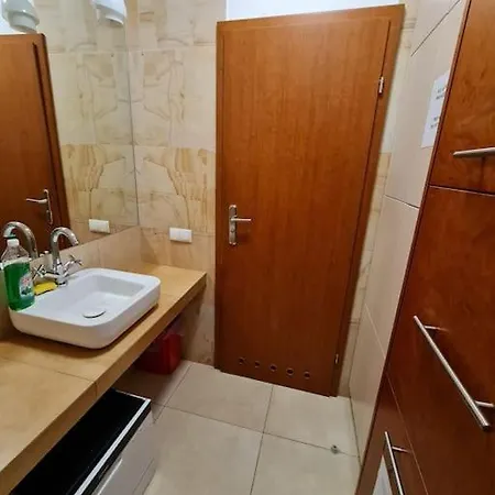 Fantastic Waw - C19 F 아파트 바르샤바